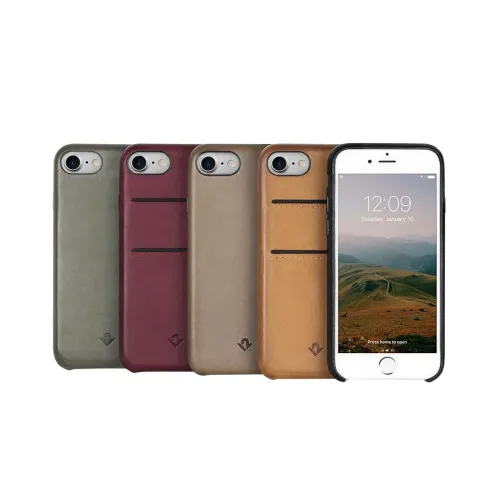 Läderfodral för iPhone i flera färger, baksida med två kortfickor och kamerautskärning; ett fodral visar telefonens framsida.